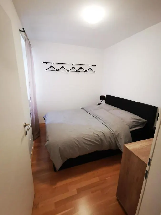 New 43M2 Stylish Apartment - 15 Min To City Center Vienna